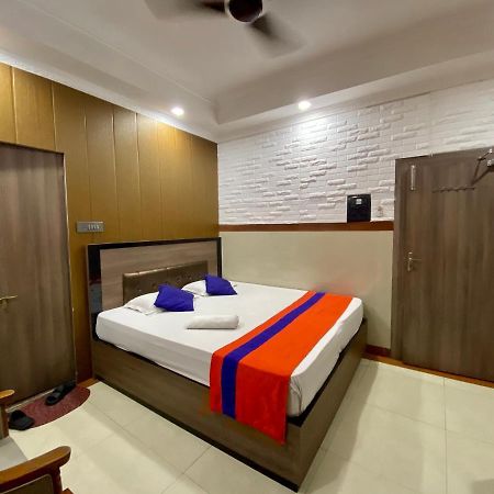 Vinayak Guest House Kalküta Dış mekan fotoğraf